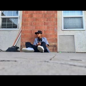 Meet your Posher, Carlos